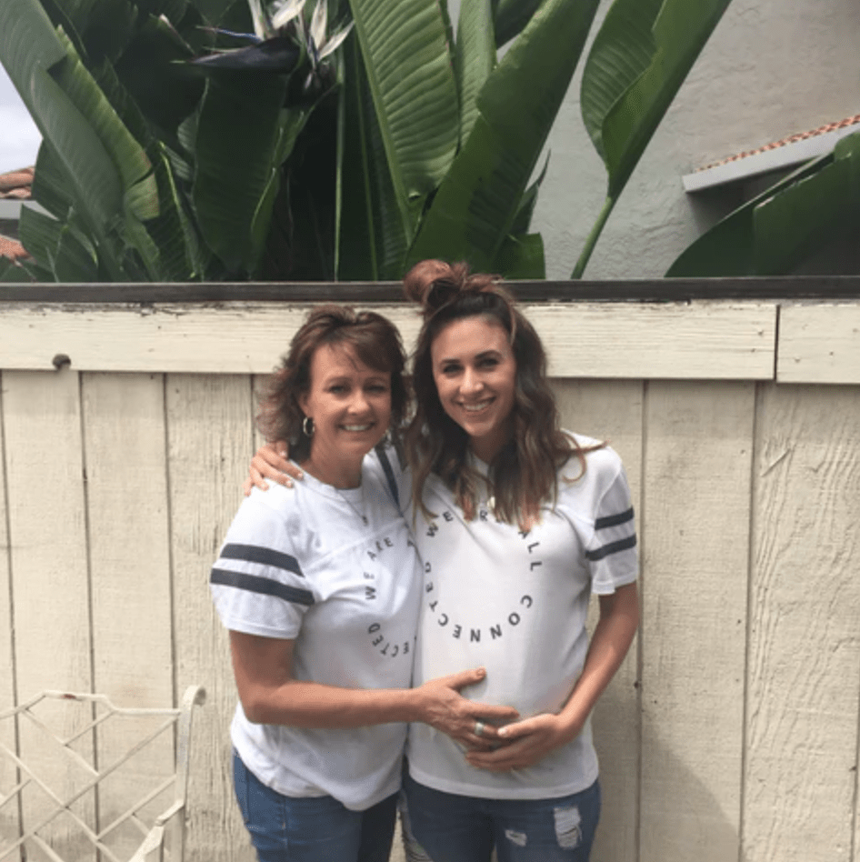 Choosing the Perfect Gift for Your Pregnant Daughter: Tips for the Grandma-To-Be - Matrescence