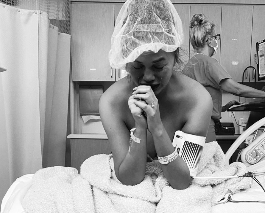 Grief After A Miscarriage: Coping with the Loss of A Pregnancy - Matrescence
